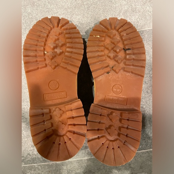 Kids Timberland Boots. Size 3M. (Used & no shoe box. Read description) - Picture 10 of 10